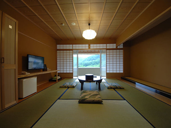 【湯の山温泉 希望荘】 個室前泊プラン（10/29~10/30）